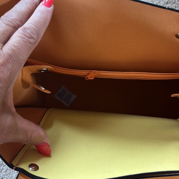 NWOT Emillie M Handbag - Picture 8 of 8